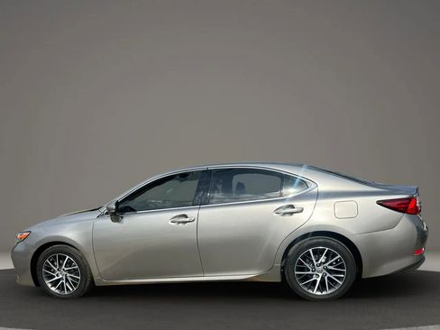 Used 2018 Lexus ES 350 w/ Luxury Package w/Wood Trim FWD image 8