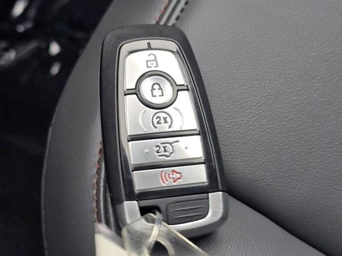 New 2026 Ford Explorer Active w/ Active Comfort Package image 35