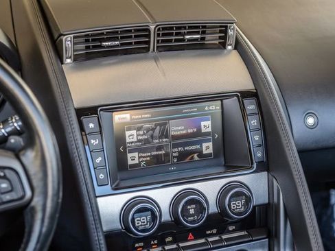 Used 2017 Jaguar F-TYPE Convertible RWD image 35