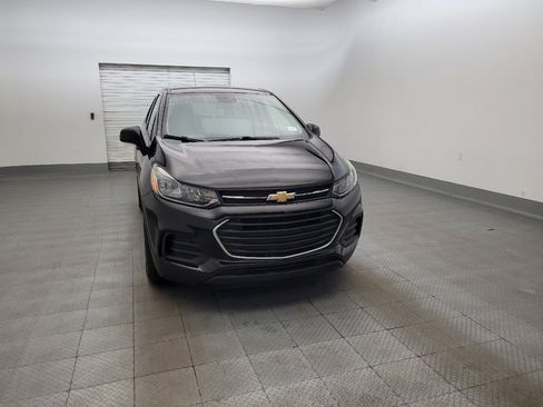 Used 2021 Chevrolet Trax LS w/ Tint and Cruise Package FWD image 14