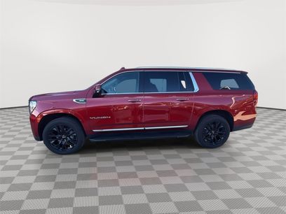 Used 2022 GMC Yukon XL SLT w/ SLT Luxury Package