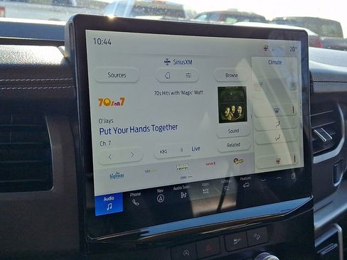 Certified 2024 Ford Expedition XLT image 18