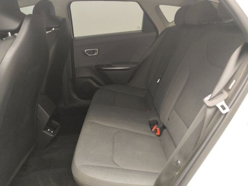 Used 2025 Kia K4 FWD image 18
