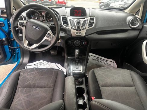 Used 2012 Ford Fiesta SE image 12