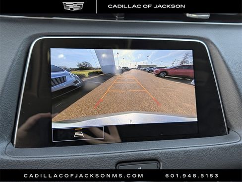 Used 2023 Cadillac XT4 Premium Luxury image 18