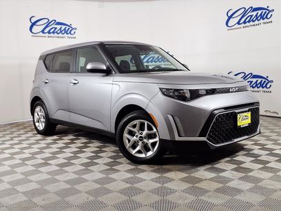 Certified 2024 Kia Soul LX w/ Option Group 015
