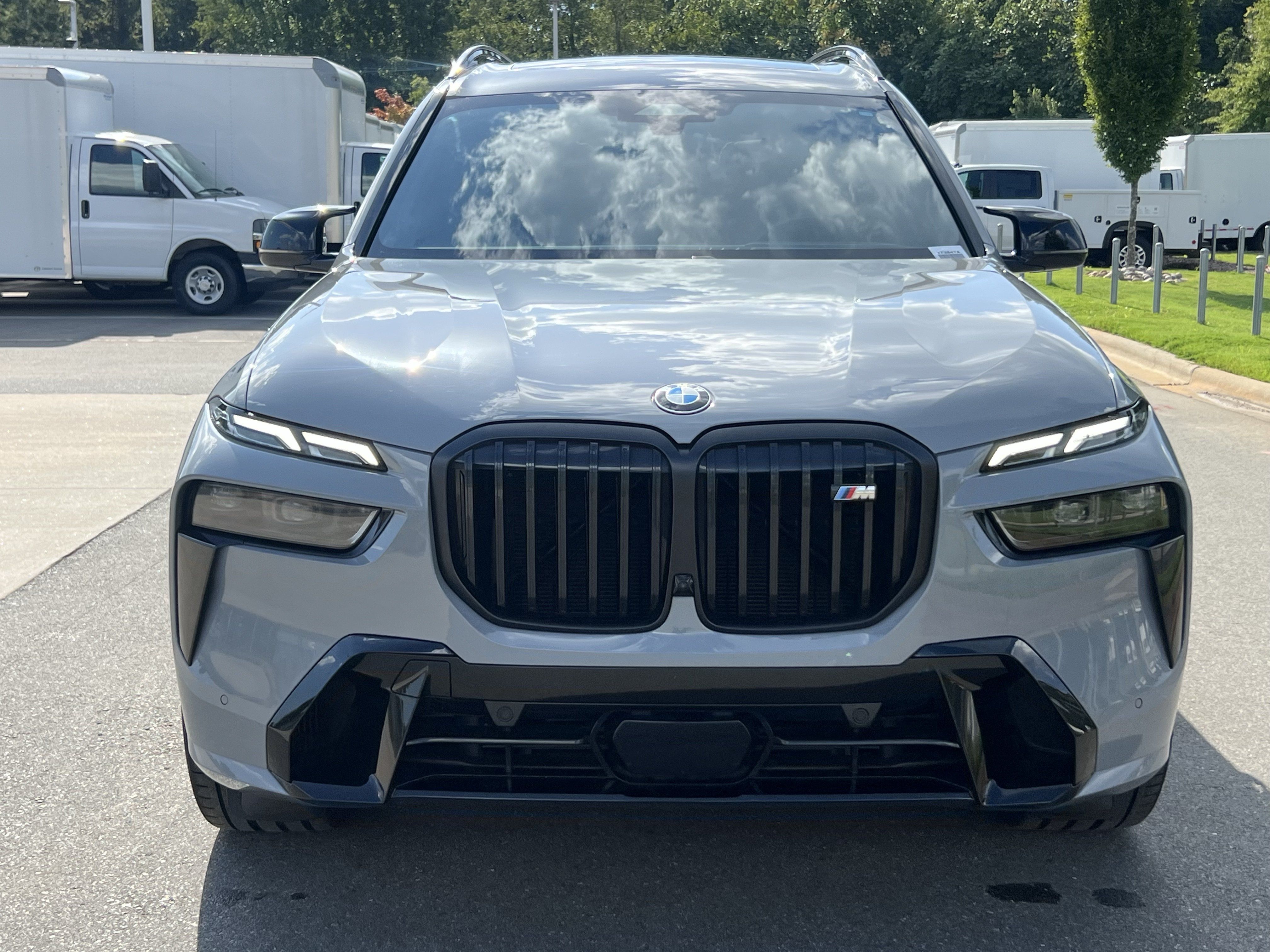 Used 2024 BMW X7 M60i w/ Executive Package AWD/4WD image 4