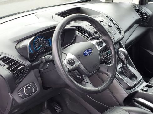 Used 2017 Ford C-MAX Energi SE w/ Equipment Group 402A image 11