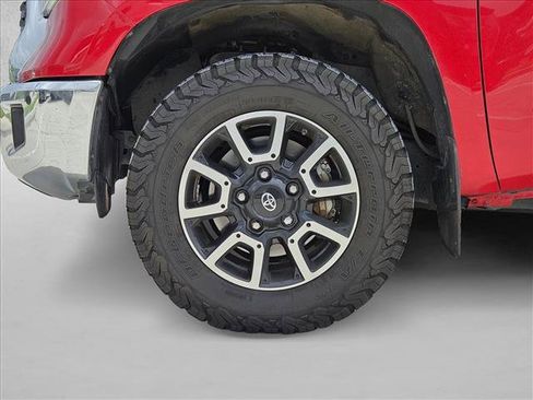 Used 2018 Toyota Tundra SR5 w/ TRD Off Road Package AWD/4WD image 23