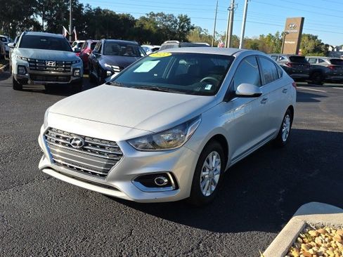 Used 2022 Hyundai Accent SEL w/ Cargo Package image 2