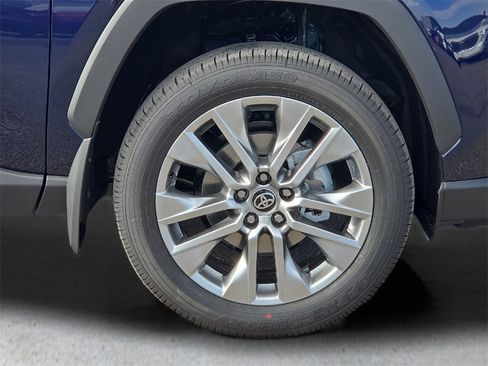 New 2025 Toyota RAV4 XLE Premium image 11