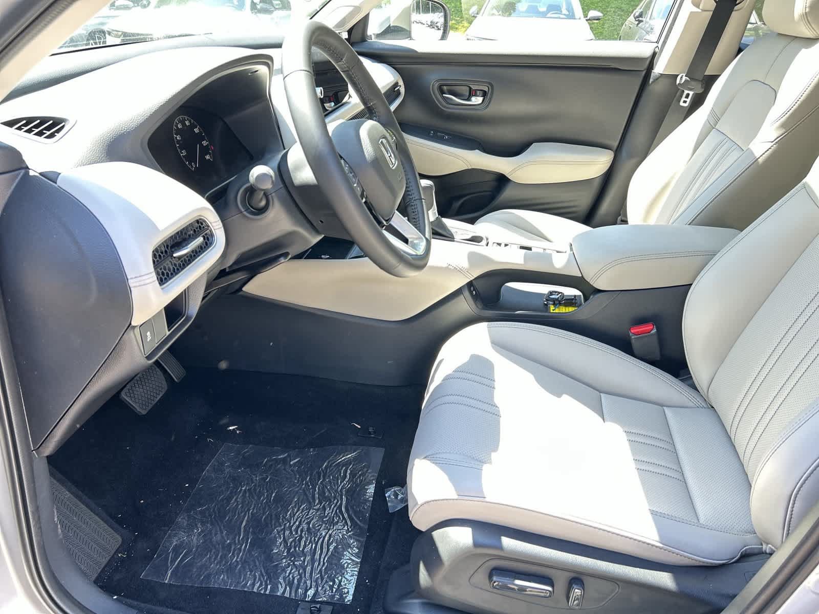 New 2027 Honda HR-V EX-L image 12
