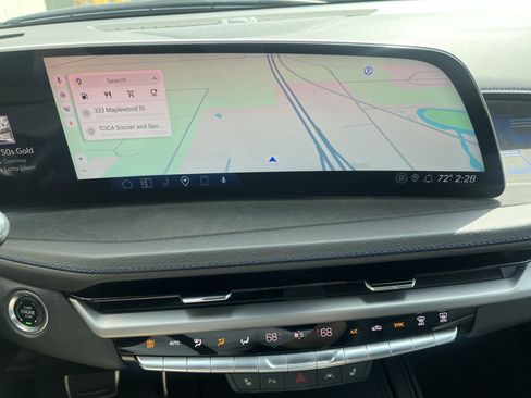 Used 2024 Cadillac XT4 Sport w/ Cold Weather Package image 27