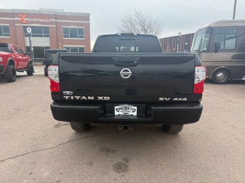 Used 2017 Nissan Titan SV AWD/4WD image 4
