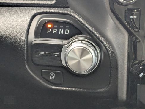 Used 2021 RAM 1500 Laramie w/ Sport Appearance Package image 19