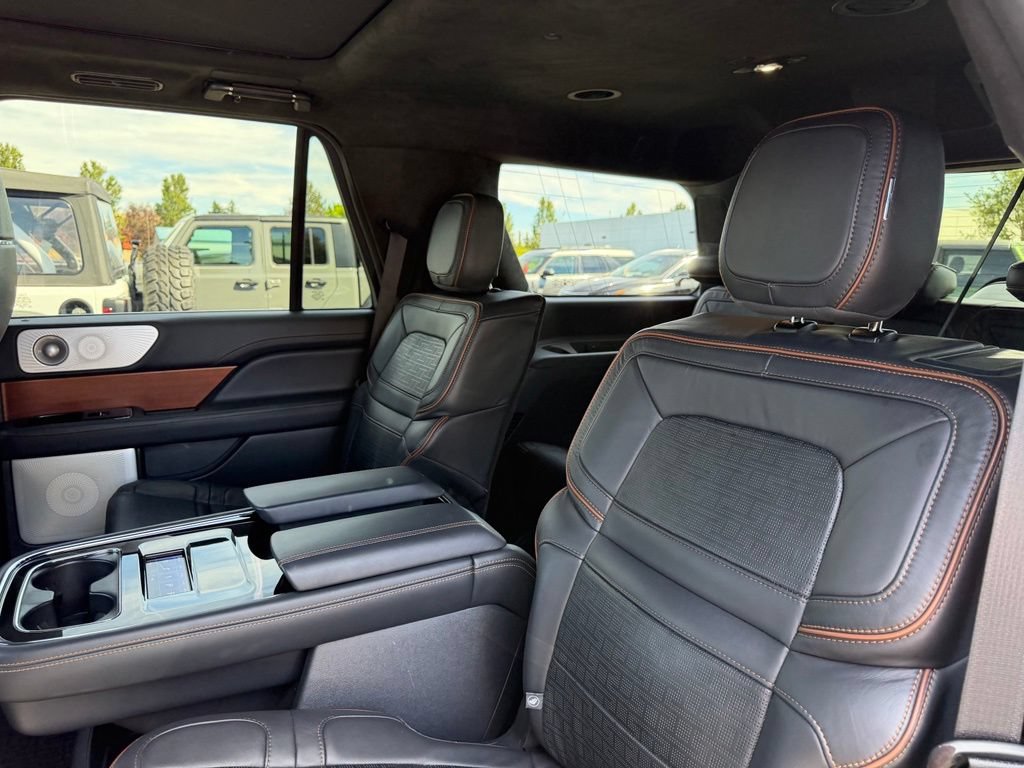 Used 2024 Lincoln Navigator Black Label AWD/4WD image 29