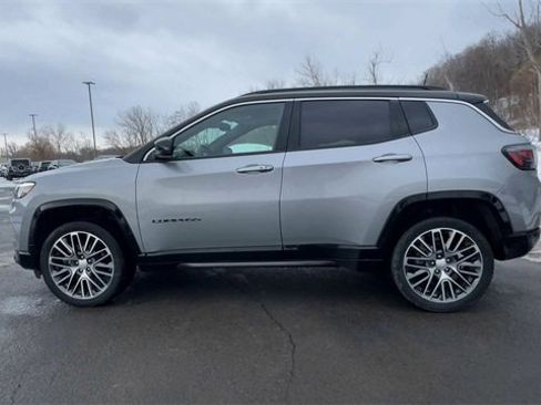 Used 2023 Jeep Compass Limited w/ Elite Group image 5