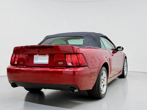 Used 2004 Ford Mustang Cobra RWD image 22