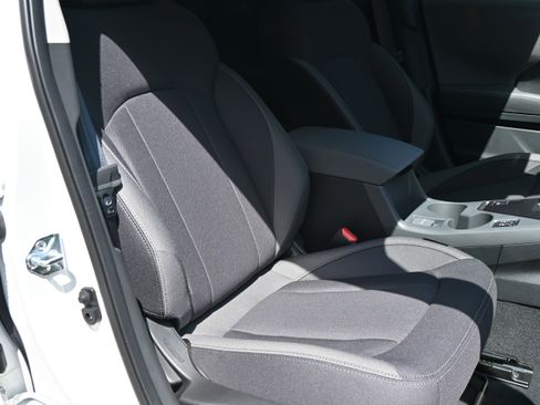 Certified 2025 Subaru Crosstrek 2.0i Premium image 32