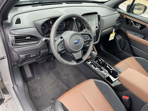 Used 2026 Subaru Forester Touring AWD/4WD image 18