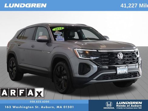 Used 2024 Volkswagen Atlas Cross Sport SE AWD/4WD image 1