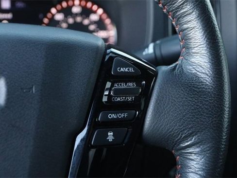 Certified 2022 Nissan Frontier PRO-4X image 12