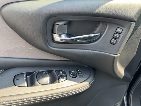 Used 2024 Nissan Murano SL w/ Cargo Package image 16