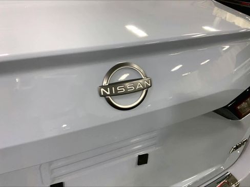 Used 2023 Nissan Altima 2.5 SR w/ SR Premium Package AWD/4WD image 31