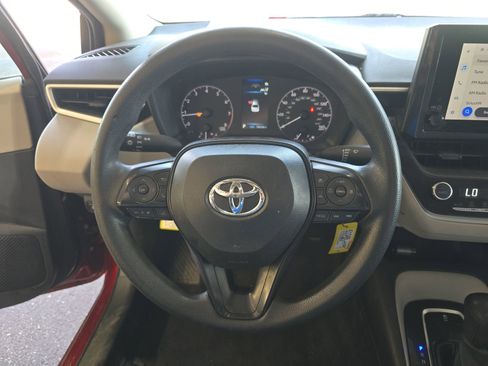 Used 2024 Toyota Corolla LE FWD image 11