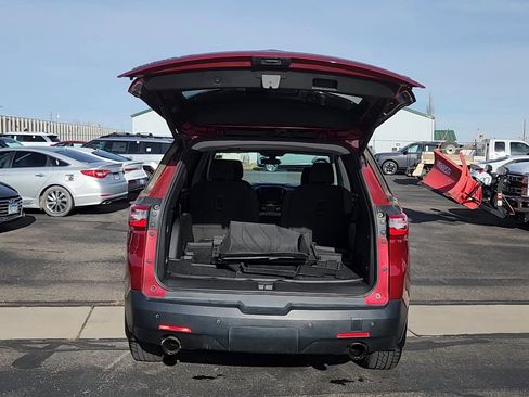 Used 2020 Chevrolet Traverse LT w/ LPO, Floor Liner Package image 18