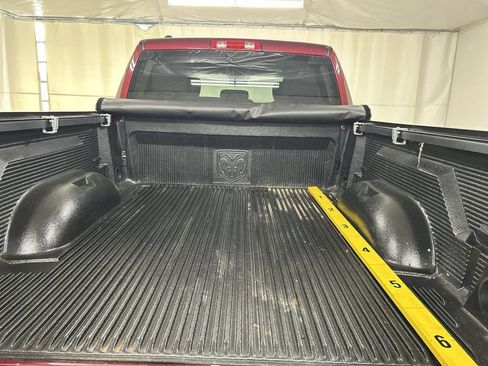 Used 2018 RAM 1500 Express w/ Express Value Package AWD/4WD image 21