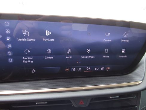 Used 2024 Buick Envision Avenir AWD/4WD image 20