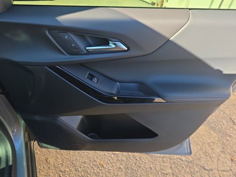 New 2026 Chevrolet Equinox LT w/ Convenience Package II image 27