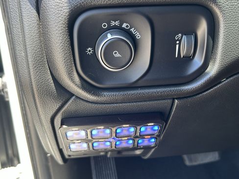 Used 2022 RAM 2500 Tradesman AWD/4WD image 31