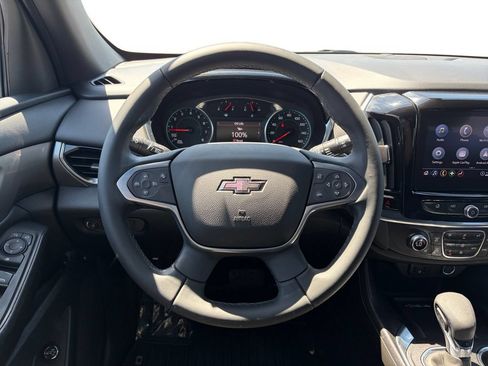 Certified 2023 Chevrolet Traverse LT FWD image 13