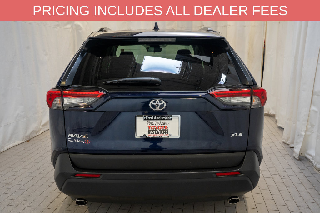Certified 2025 Toyota RAV4 XLE w/ Convenience Package FWD image 4