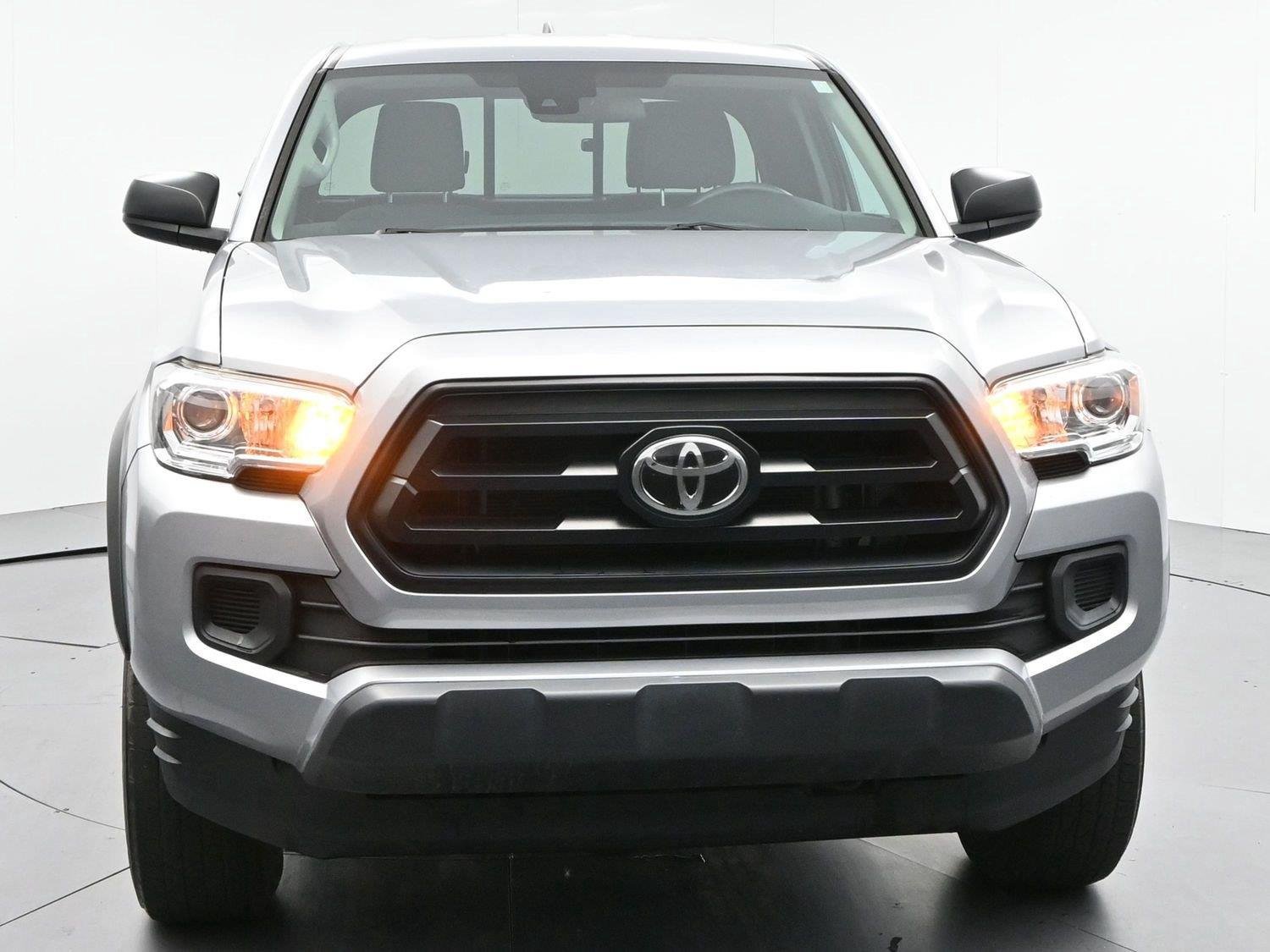 Used 2021 Toyota Tacoma SR w/ SX Package RWD image 2