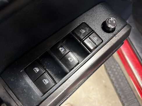 Used 2016 Toyota Tacoma TRD Off-Road w/ Towing Package RWD image 14