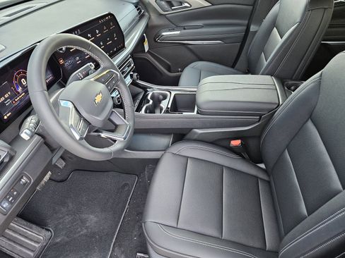New 2026 Chevrolet Traverse LT FWD image 15