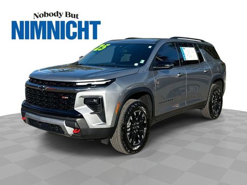 Used 2025 Chevrolet Traverse Z71 w/ Driver Confidence Package image 1