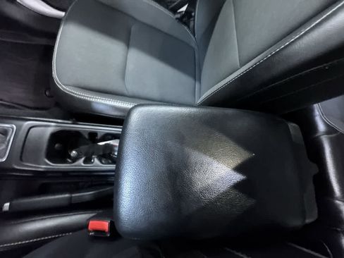 Used 2021 Jeep Wrangler Unlimited Sport image 23