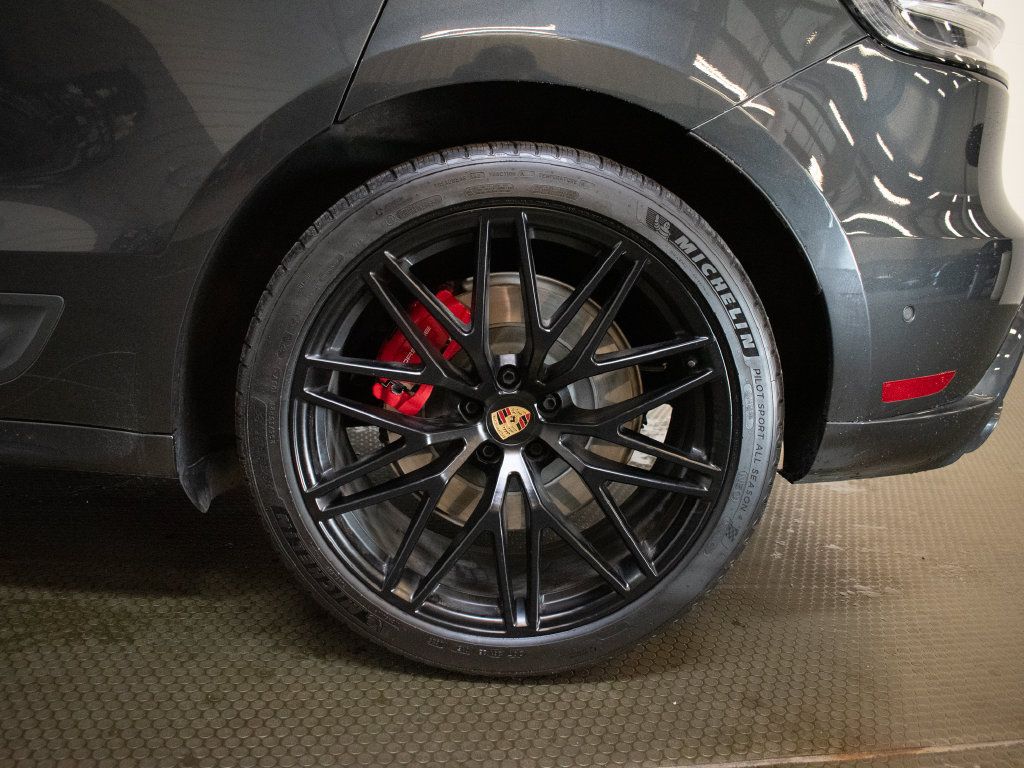 Used 2023 Porsche Macan GTS AWD/4WD image 14