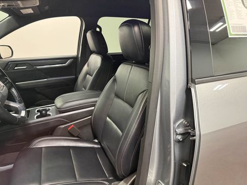 Used 2026 GMC Acadia Elevation w/ Elevation Premium Package AWD/4WD image 58