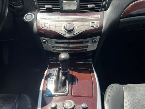 Used 2011 INFINITI M37 x w/ Premium Pkg image 12