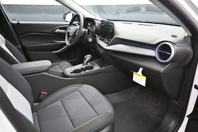 New 2026 Chevrolet Trax LS FWD image 21