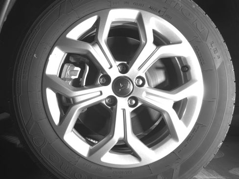 Used 2025 Jeep Compass Latitude AWD/4WD image 12