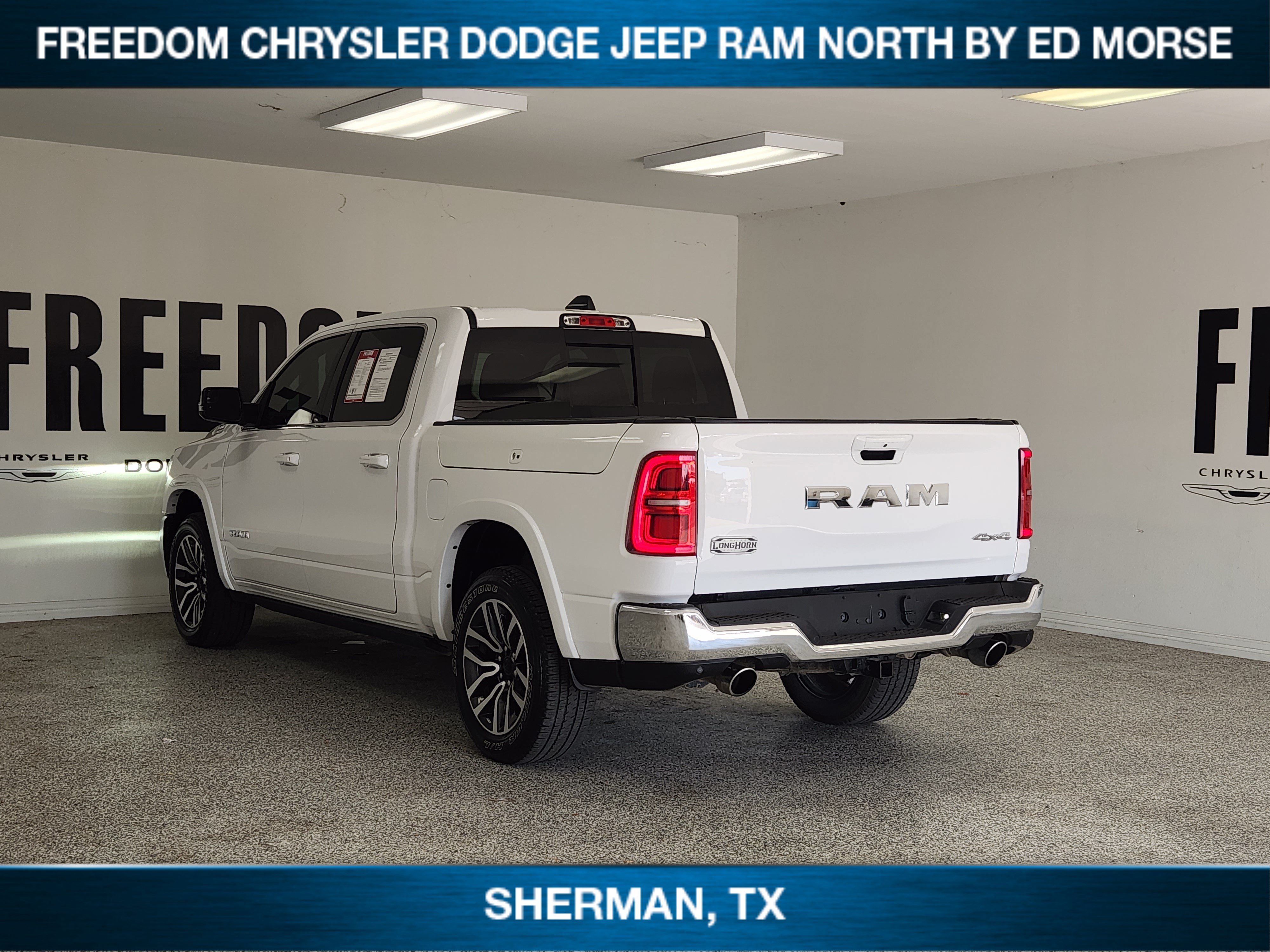 Used 2025 RAM 1500 Limited AWD/4WD image 3