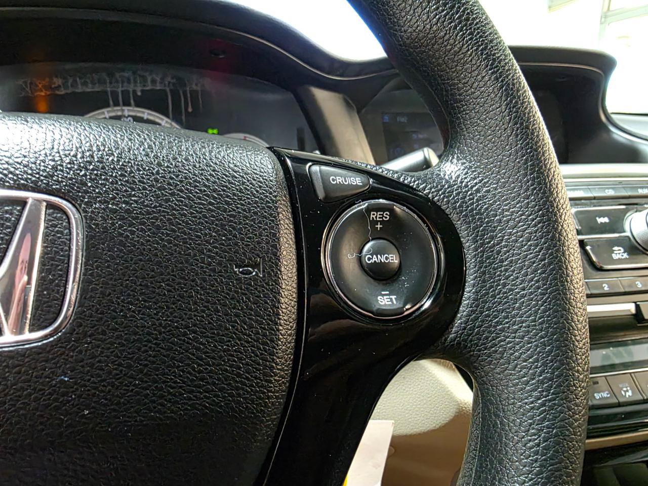 Used 2016 Honda Accord LX image 29
