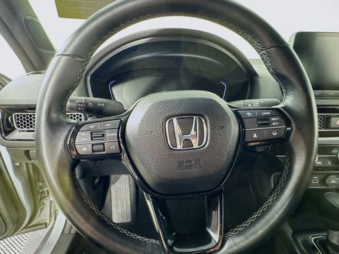 Used 2024 Honda Civic Sport image 11
