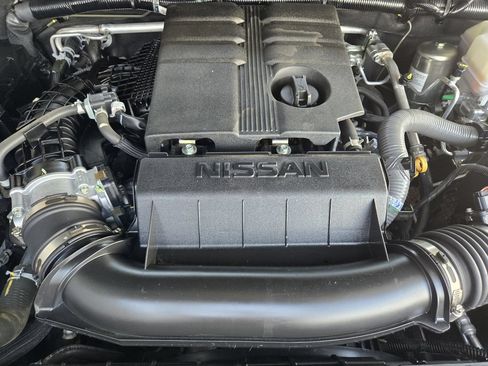 Used 2024 Nissan Frontier Pro-X w/ Pro Convenience Package RWD image 34